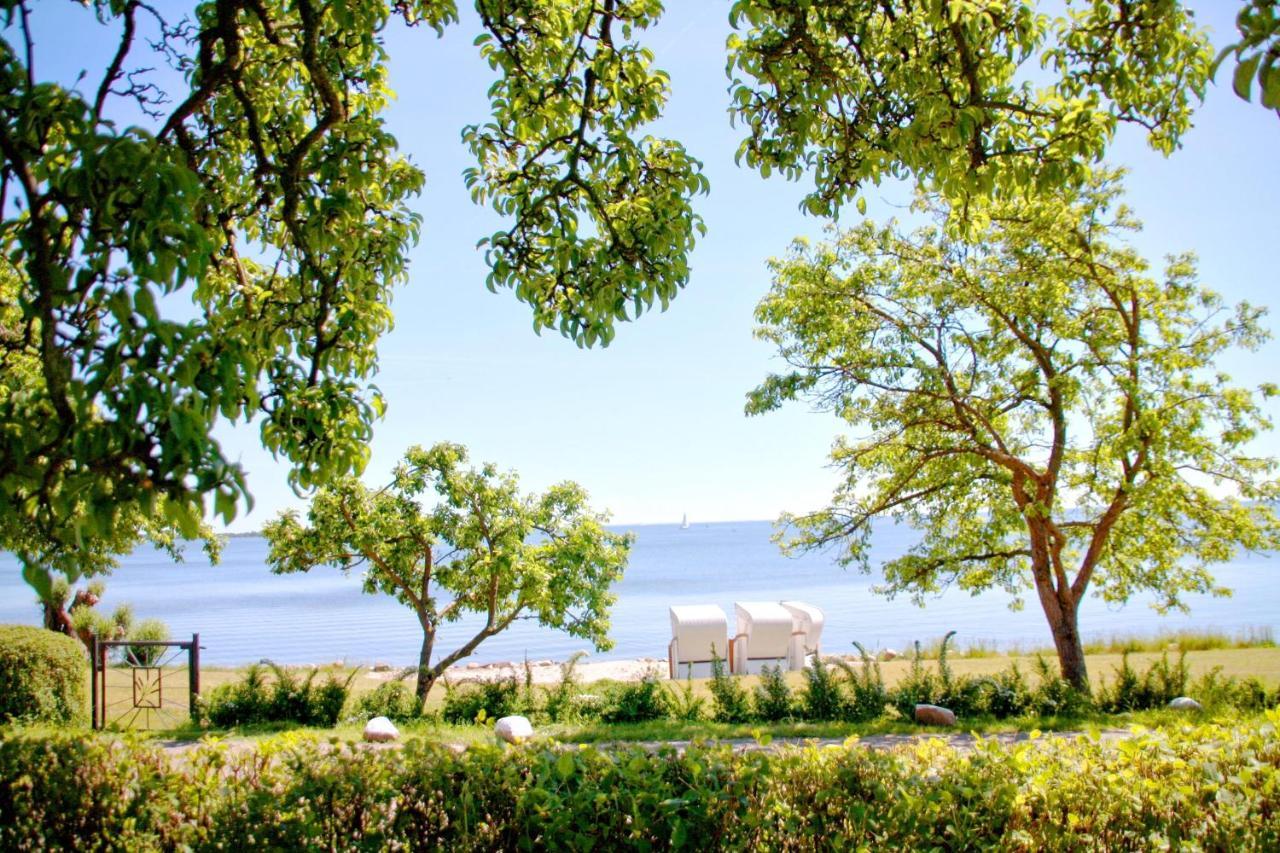 Gutshof Ostseeblick Ferienhaus Haus Garten, Meerblick Neuendorf  Exterior foto